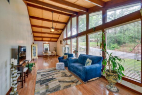 Spacious Montgomery Home about 3 Mi to Downtown!
